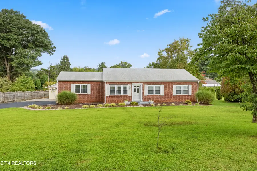3725 Lucinda Drive, Knoxville, TN 37918 - #2