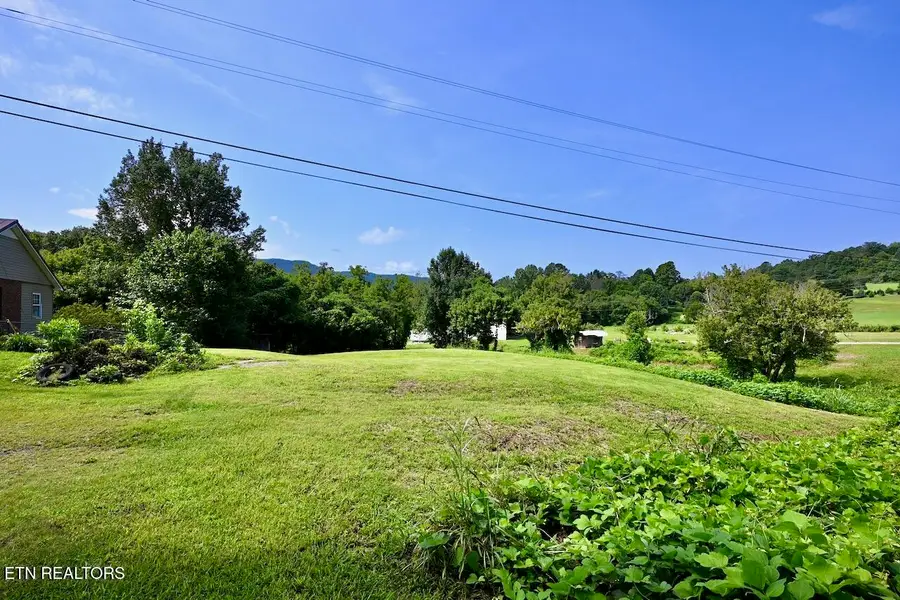 2030 Six Mile Rd, Maryville, TN 37803 - #3