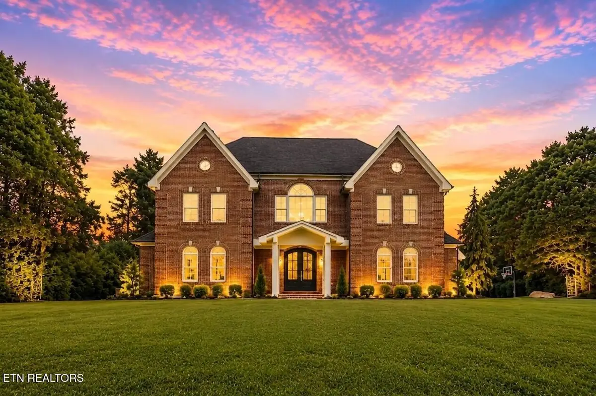 8724 Inlet Drive, Knoxville, TN 37922 - #1