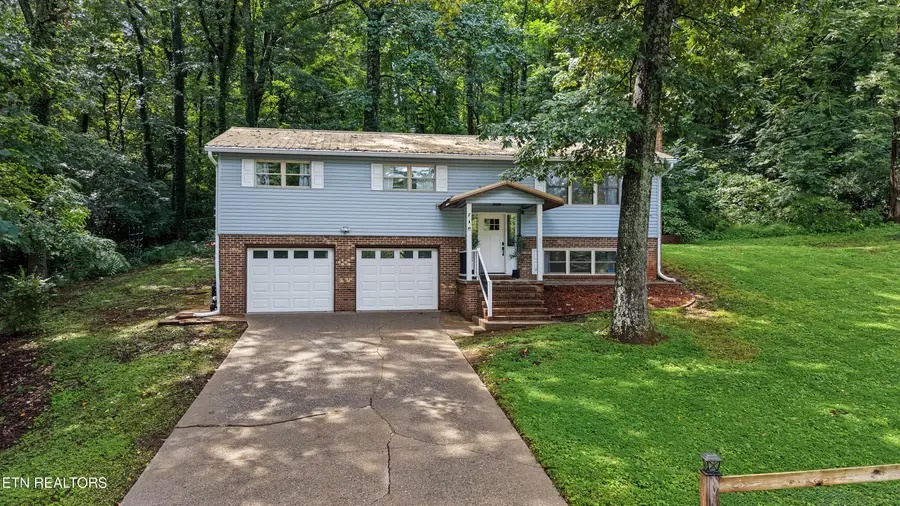 710 Greenwood Drive, Maryville, TN 37803 - #2
