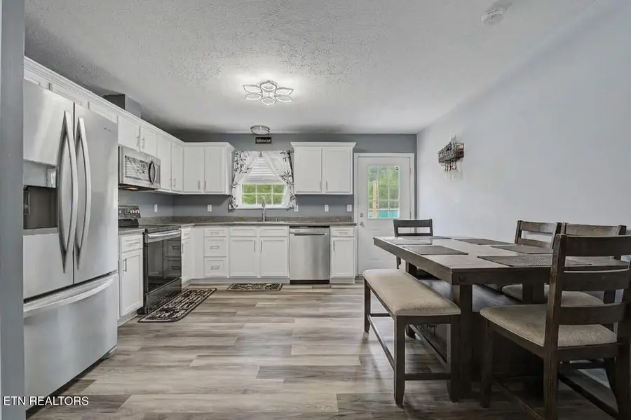 3910 Oakland Drive, Knoxville, TN 37918 - #2