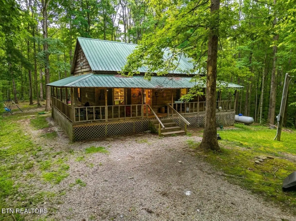 301 Joe Barnett Rd, Jamestown, TN 38556 - #1