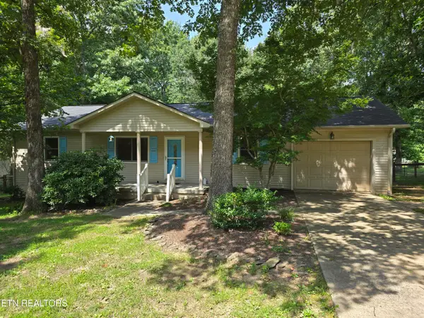 1954 Spruce Loop, Crossville, TN 38555