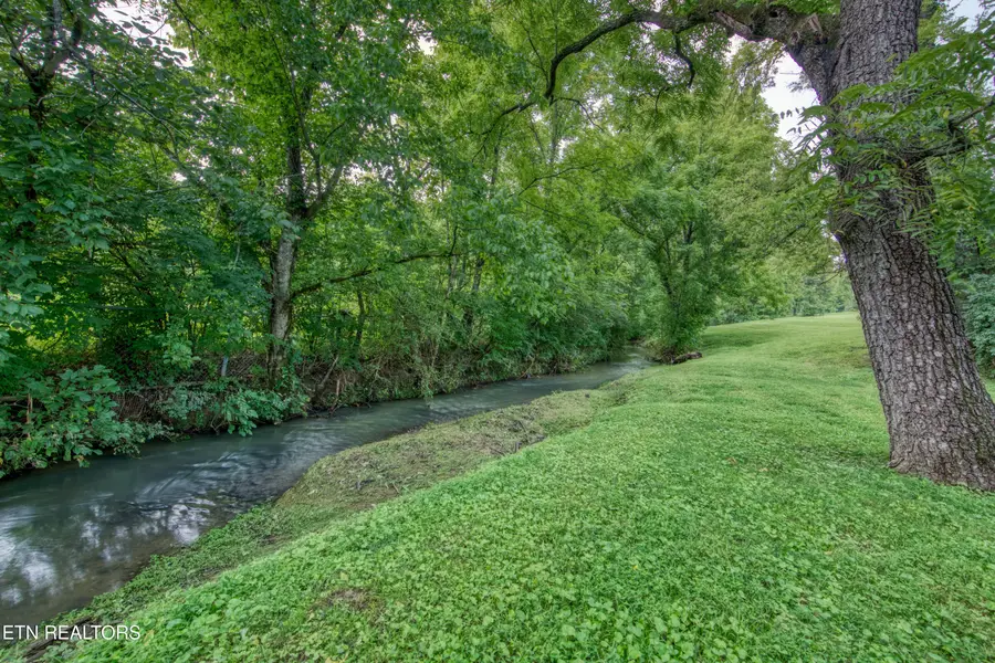 9131 Strawberry Plains Pike, Knoxville, TN 37924 - #2