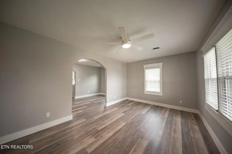 359 Old Knoxville Hwy, Newport, TN 37821 - #3