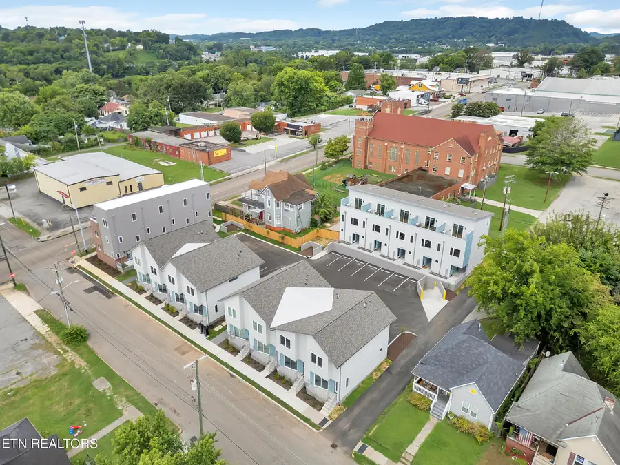 109 E Oldham Ave #103, Knoxville, TN 37917 - #3