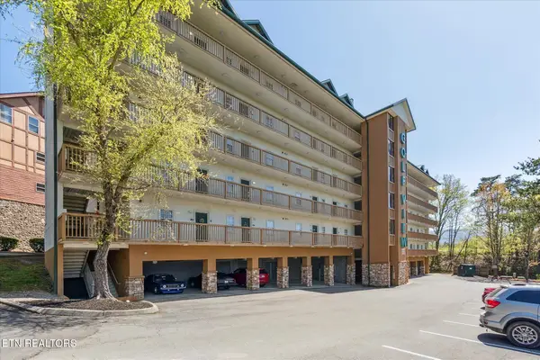 820 Golf View Blvd #UNIT 2103, Pigeon Forge, TN 37863