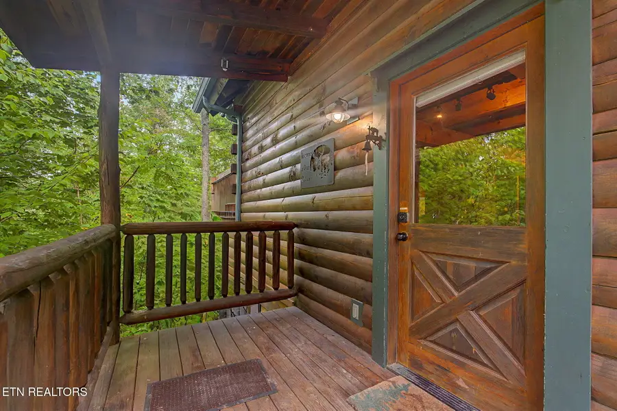3039 Brothers Way, Pigeon Forge, TN 37862 - #2