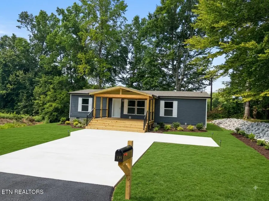 135 Edgewood Blvd, Oneida, TN 37841 - #2