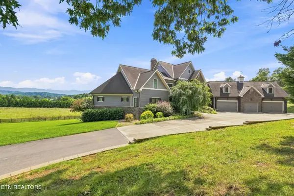 759 Cummings Chapel Rd, Sevierville, TN 37876