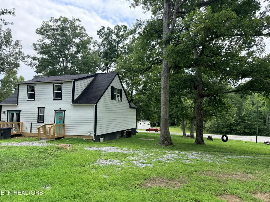 586 Rugby Hwy, Robbins, TN 37852 - #2
