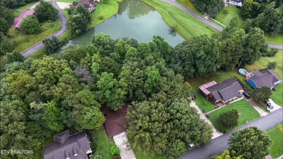 162 Mineral Springs Lane, Jacksboro, TN 37757 - #2