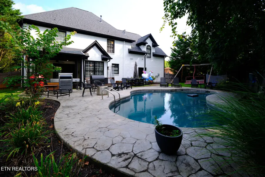 8206 Glenrothes Blvd, Knoxville, TN 37909 - #3