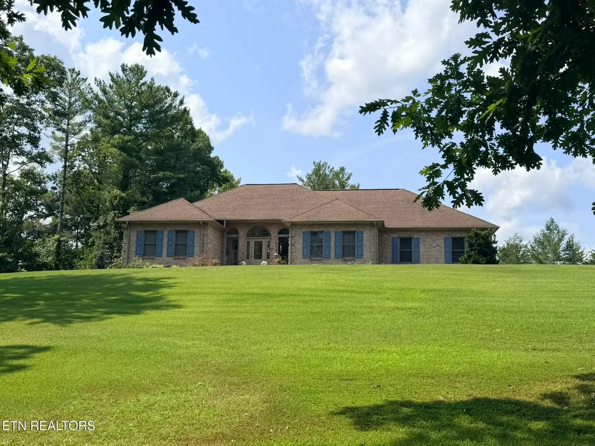 201 N Baker St, Oneida, TN 37841 - #1