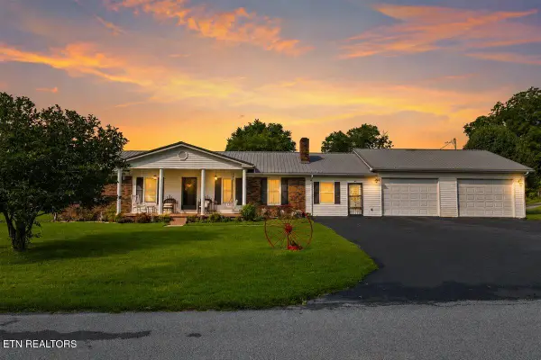 177 Thomas Rd, Speedwell, TN 37870