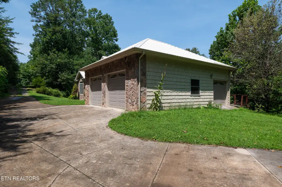 383 Maiden Lane, Speedwell, TN 37870 - #2