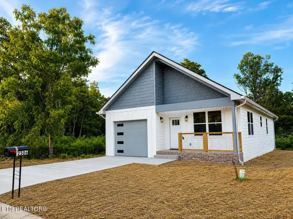 2506 Limestone Court, Sevierville, TN 37876