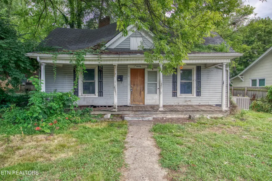 1809 E Glenwood Ave, Knoxville, TN 37917 - #2