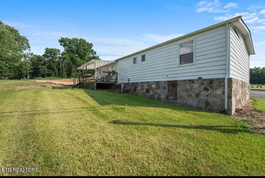 50 Wayne Ave, Crossville, TN 38555 - #3