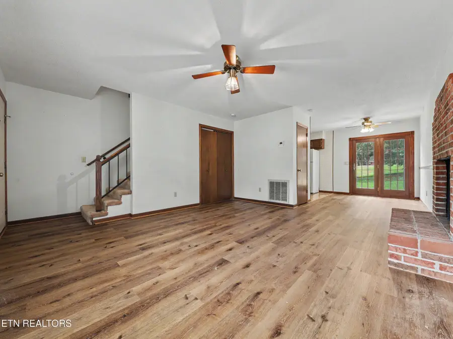 4 Eleven Estates Drive, Lenoir City, TN 37772 - #3