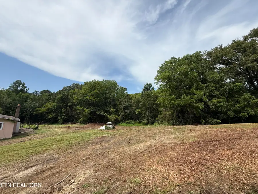 4915 E Raccoon Valley Drive, Powell, TN 37849 - #2