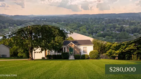 4926 Beverly Rd, Knoxville, TN 37918