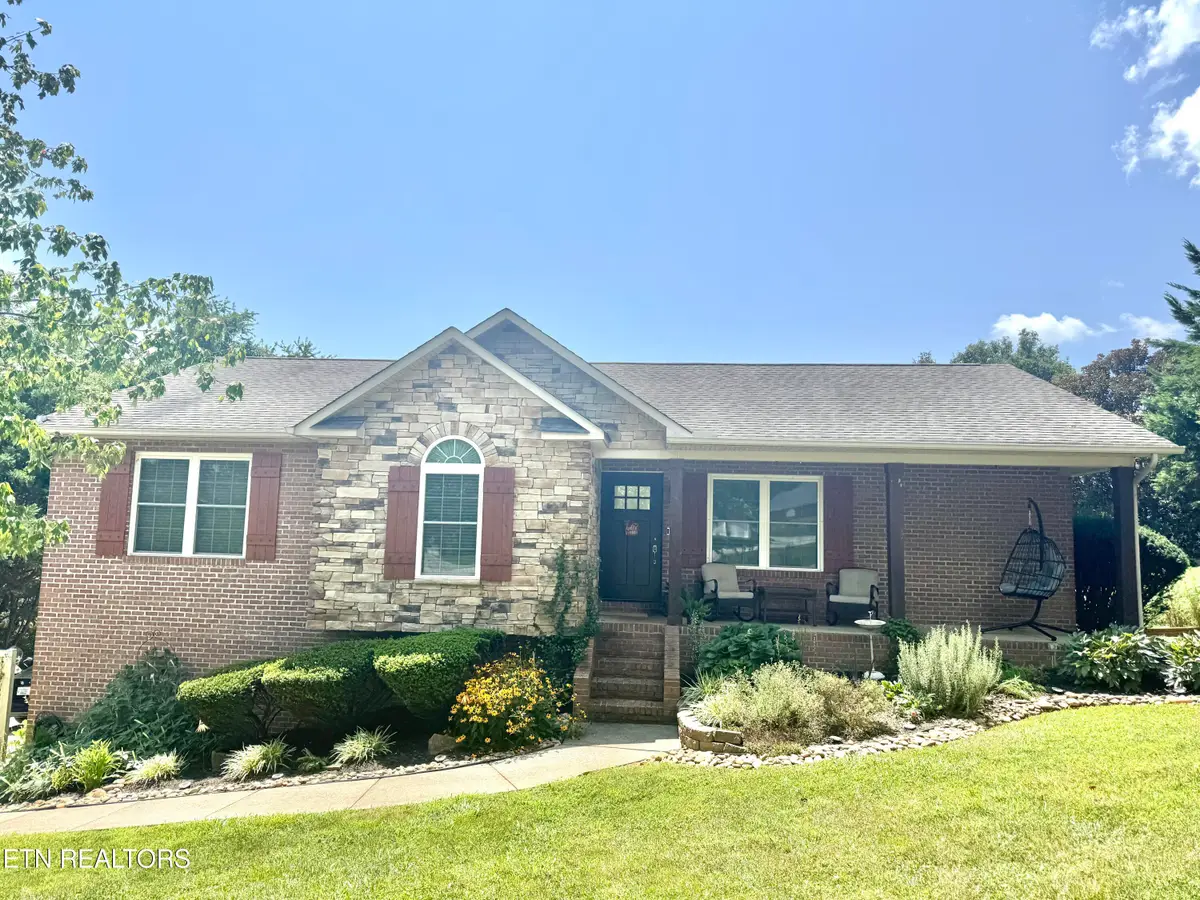 423 Hiddenbrook Lane, Maryville, TN 37804 - #1