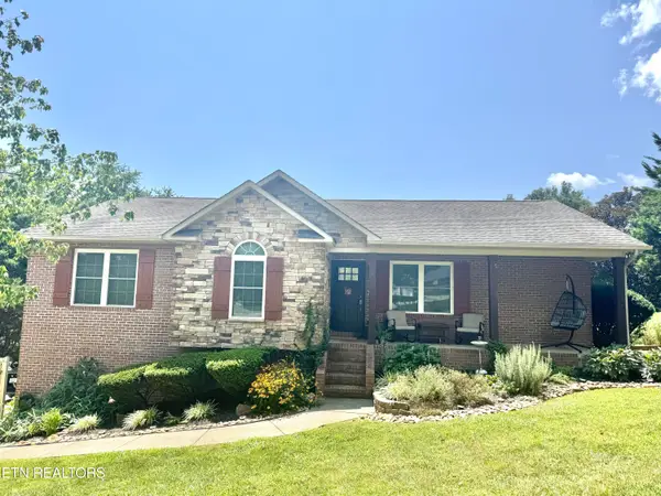 423 Hiddenbrook Lane, Maryville, TN 37804