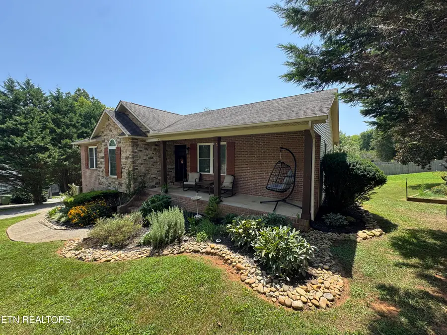 423 Hiddenbrook Lane, Maryville, TN 37804 - #2
