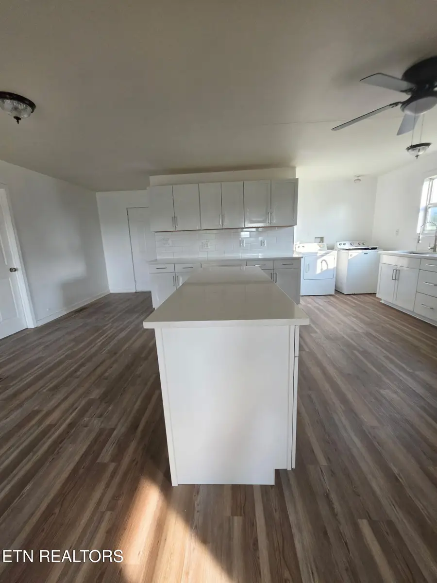 1374 Camellia Rd, Newport, TN 37821 - #3