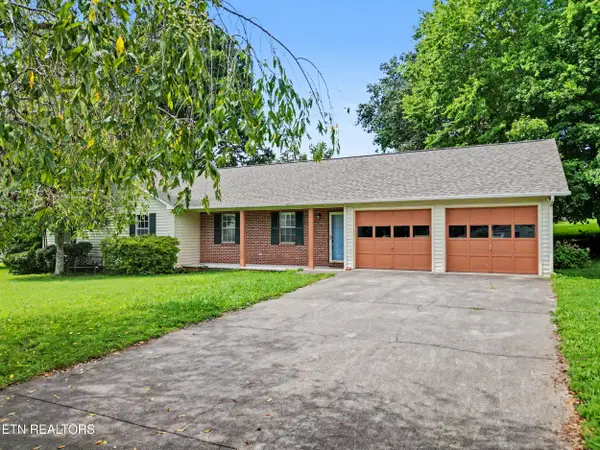 105 Stonecrest Court, Maryville, TN 37804