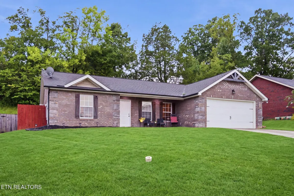 7676 Applecross Rd, Corryton, TN 37721 - #1