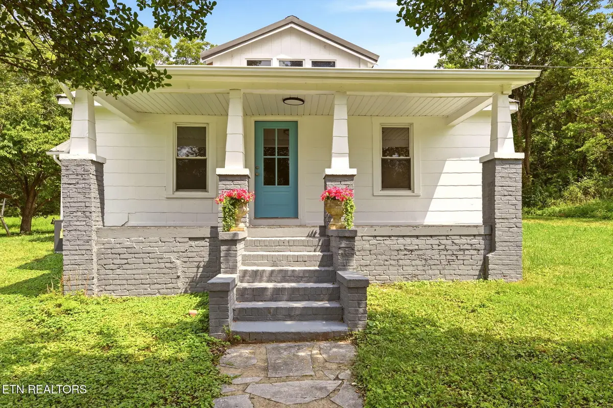 3300 Lake City Hwy, Rocky Top, TN 37769 - #1