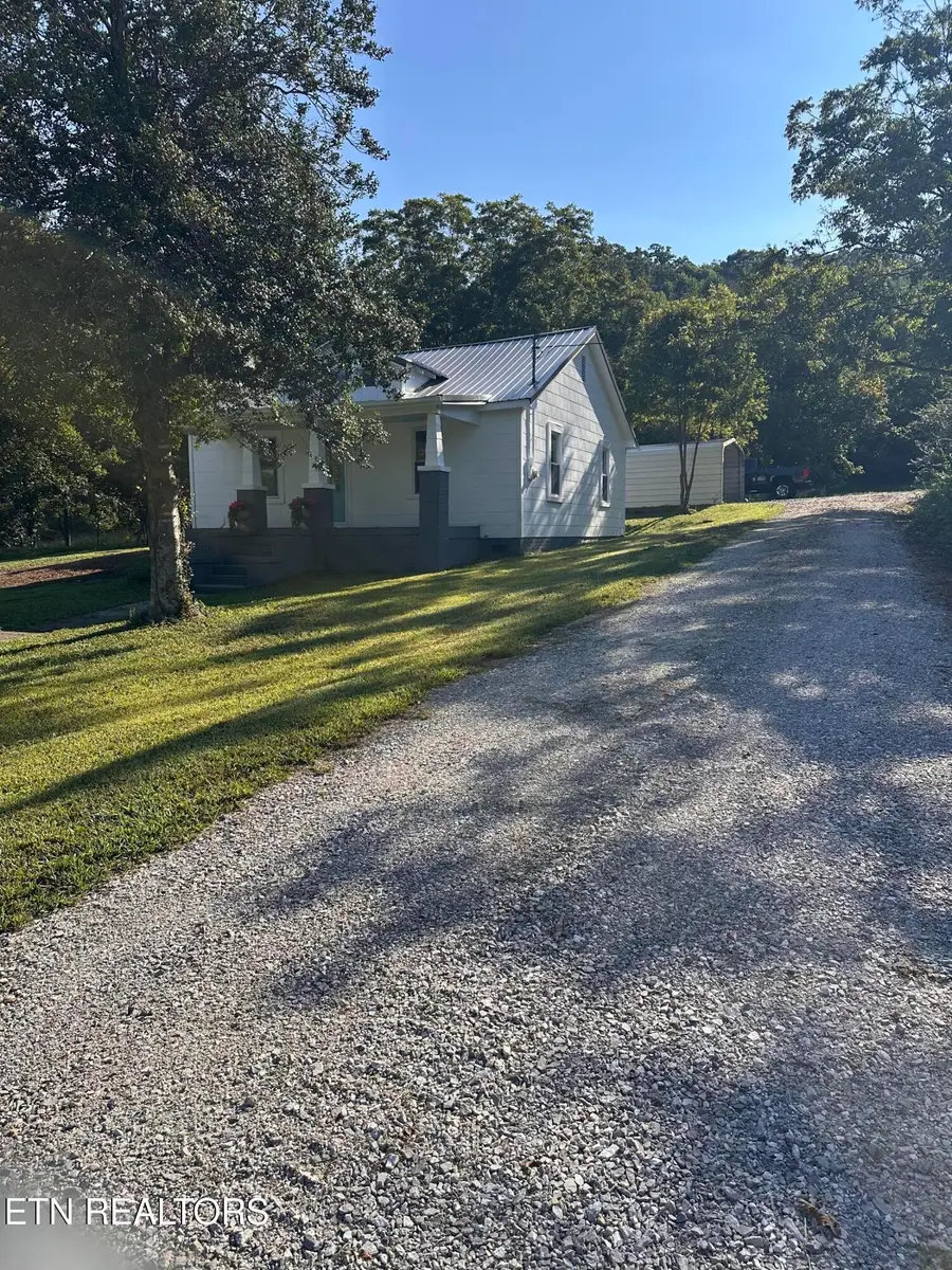 3300 Lake City Hwy, Rocky Top, TN 37769 - #3