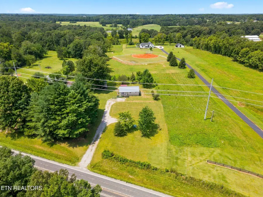 11941 N Highway 127, Crossville, TN 38571 - #2