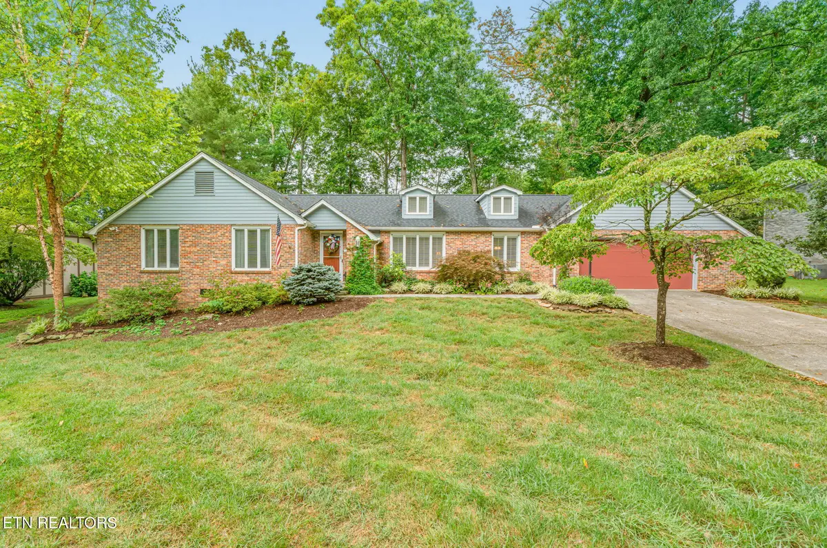 7921 Castlecomb Rd, Powell, TN 37849 - #1
