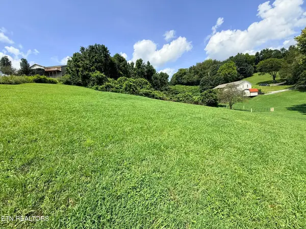 Perkins Tr, Jacksboro, TN 37757