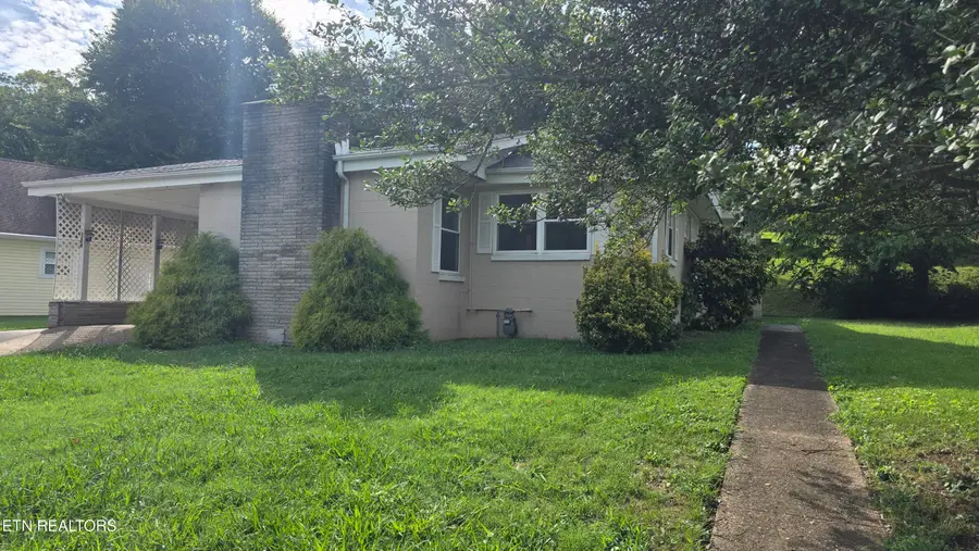 124 S Purdue Ave, Oak Ridge, TN 37830 - #2