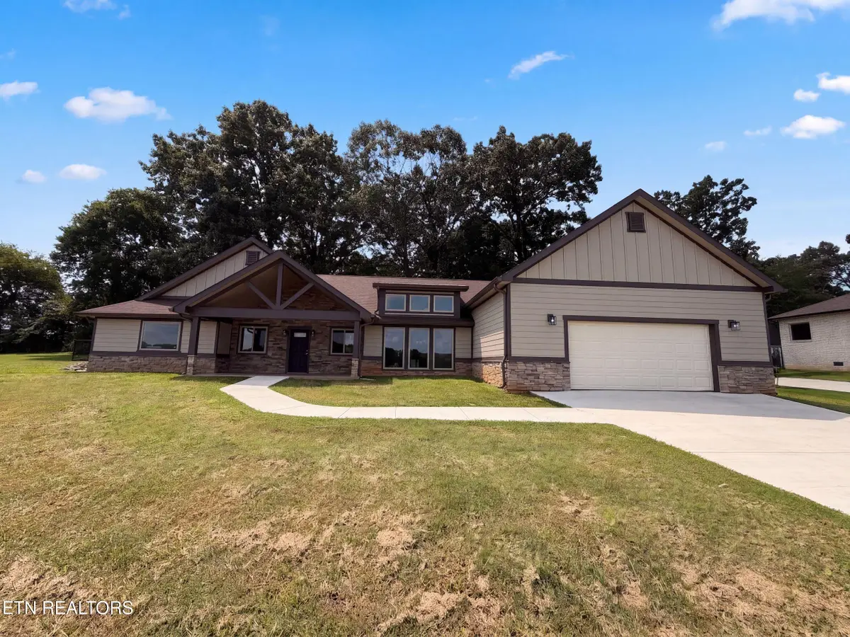 354 Fairway Drive, Dandridge, TN 37725 - #1