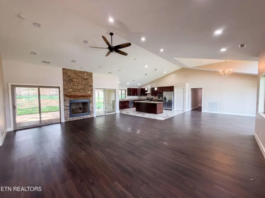 354 Fairway Drive, Dandridge, TN 37725 - #3