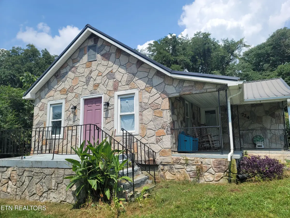 724 W Rhoten St, Jefferson City, TN 37760 - #1