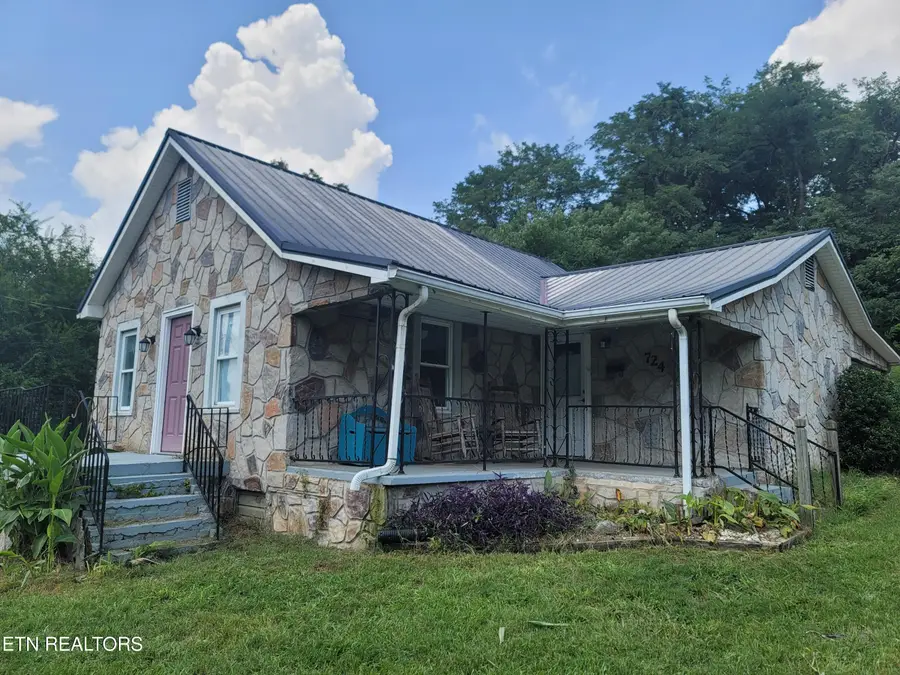 724 W Rhoten St, Jefferson City, TN 37760 - #3