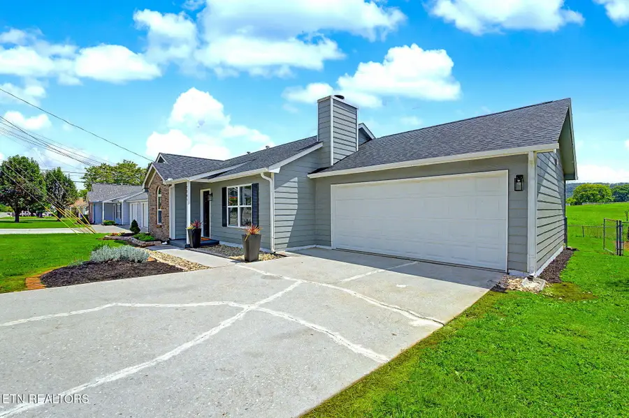 2204 Bainbridge Way, Powell, TN 37849 - #3