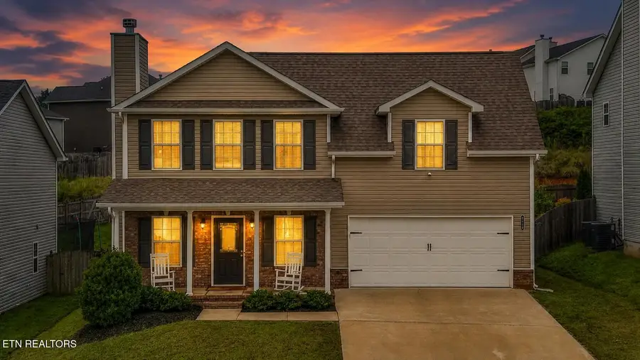 8319 Day Valley Rd, Powell, TN 37849 - #2