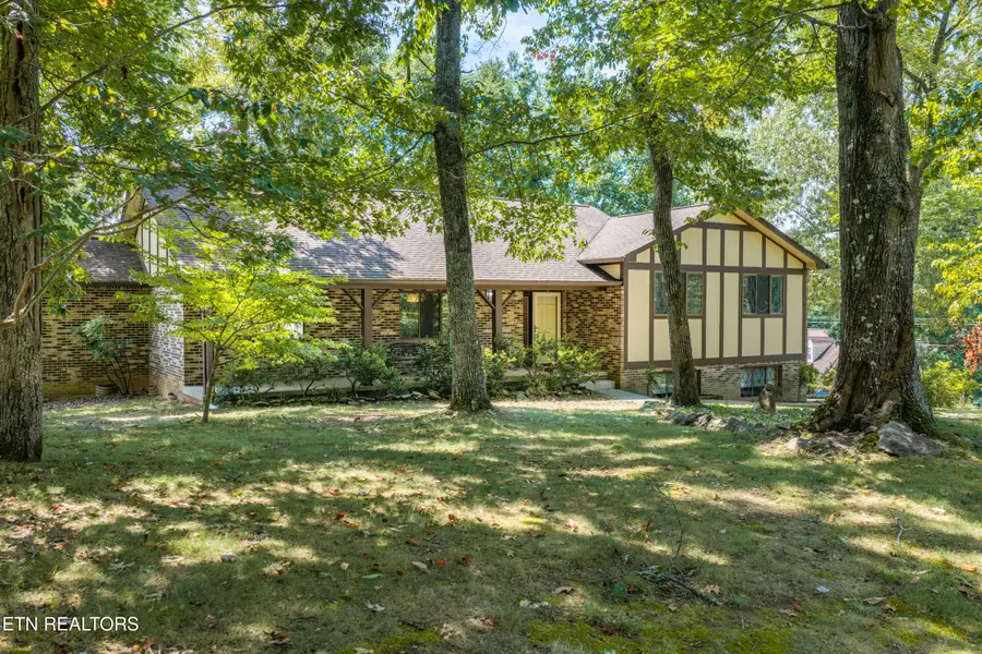 7504 Wickam Rd, Knoxville, TN 37931 - #2