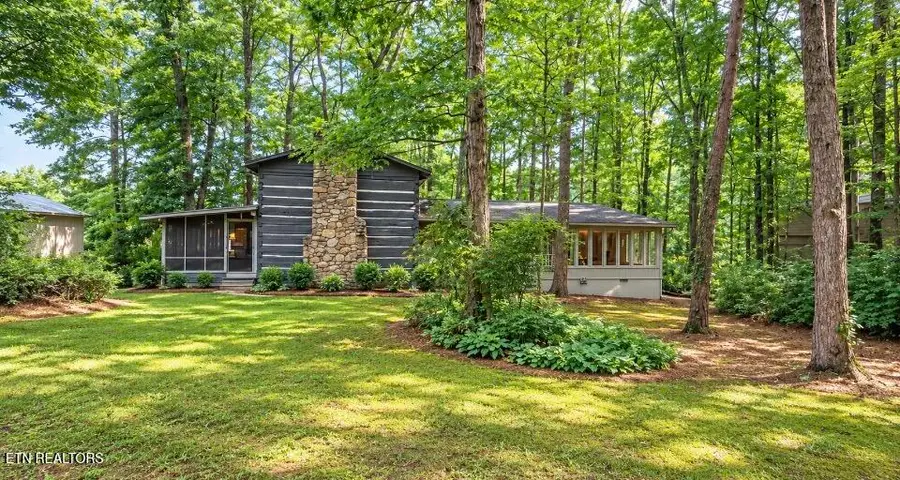 421 Nola Drive, Seymour, TN 37865 - #2