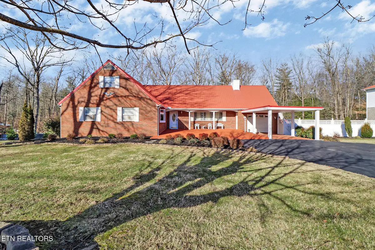588 Catoosa Rd, Wartburg, TN 37887 - #1