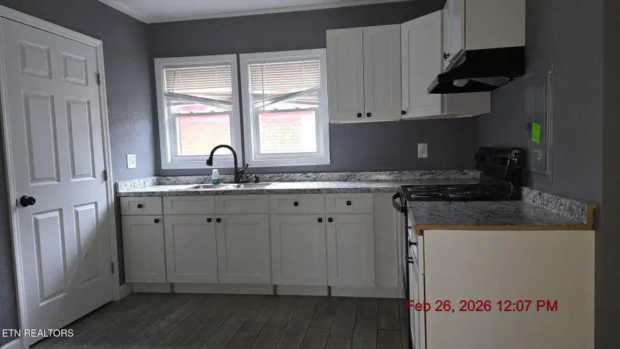 119 E 6th St, Rocky Top, TN 37769 - #2