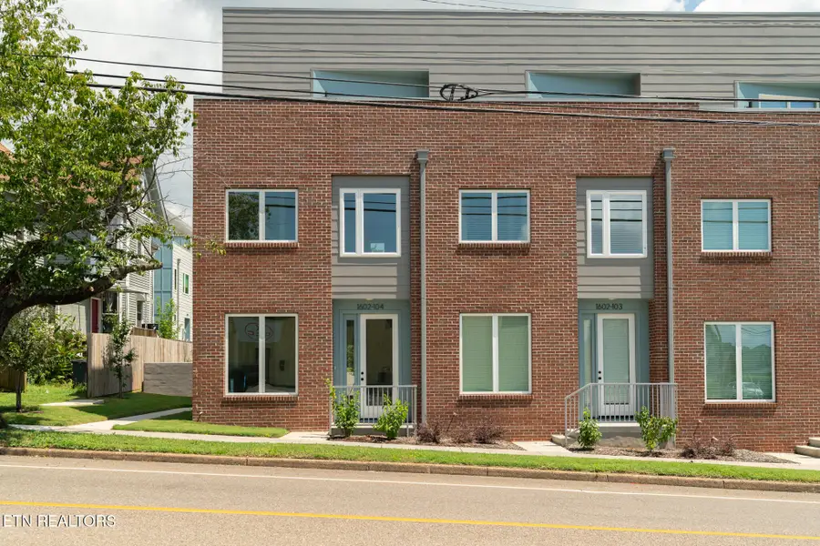 1602 N Central Street #104 #104, Knoxville, TN 37917 - #2