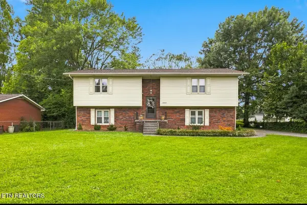 4997 Beverly Rd, Knoxville, TN 37918